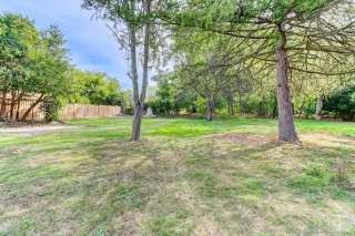 1611 Charles St, Whitby, ON L1N 1C1, Canada, ,  