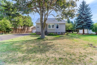 1611 Charles St, Whitby, ON L1N 1C1, Canada, ,  