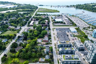 1611 Charles St, Whitby, ON L1N 1C1, Canada, ,  