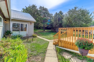 1611 Charles St, Whitby, ON L1N 1C1, Canada, ,  