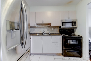 Unit 409-3501 Glen Erin Dr, Mississauga, ON L5L 2E9, Canada, ,  