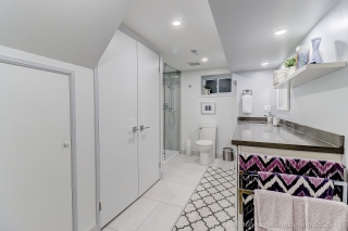 16 Westhead Rd, Etobicoke, ON M8W 4R9, Canada, ,  