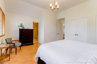 16 Westhead Rd, Etobicoke, ON M8W 4R9, Canada, ,  