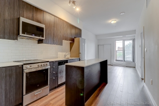 Unit 506-2433 Dufferin St, York, ON M6E 0B4, Canada, ,  