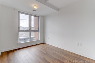 Unit 506-2433 Dufferin St, York, ON M6E 0B4, Canada, ,  