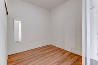 Unit 506-2433 Dufferin St, York, ON M6E 0B4, Canada, ,  