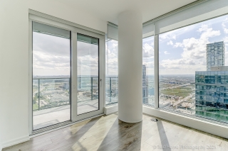 Unit 4202-7890 Jane St, Vaughan, ON L4K 0K9, Canada, ,  