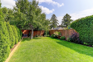 709 Greycedar Crescent, Mississauga, ON L4W 3J4, Canada, ,  