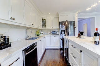 123 Queens Dr, Toronto, ON M9N 2H5, Canada, ,  