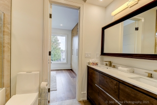 38 Norlong Blvd, East York, ON M4C 3W7, Canada, ,  