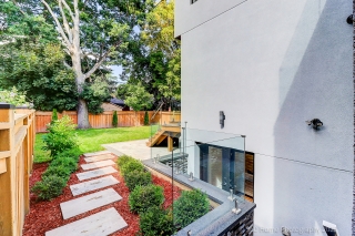 38 Norlong Blvd, East York, ON M4C 3W7, Canada, ,  