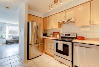 109 Selkirk Dr, Richmond Hill, ON L4B 4T7, Canada, ,  