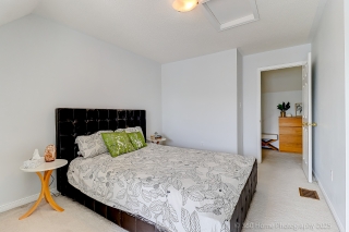 109 Selkirk Dr, Richmond Hill, ON L4B 4T7, Canada, ,  