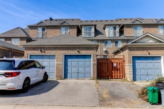 109 Selkirk Dr, Richmond Hill, ON L4B 4T7, Canada, ,  
