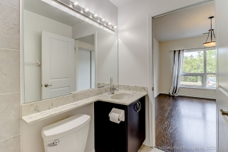 Unit 105-872 Sheppard Ave W, North York, ON M3H 5V5, Canada, ,  