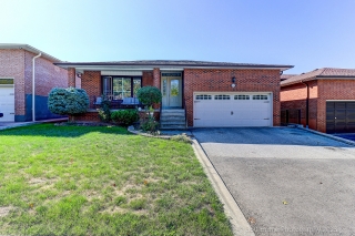 111 Stilecroft Dr, North York, ON M3J 1A8, Canada, ,  