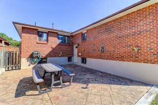 111 Stilecroft Dr, North York, ON M3J 1A8, Canada, ,  