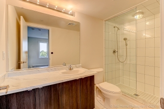 Unit 28-200 Alex Gardner Cir, Aurora, ON L4G 3G5, Canada, ,  