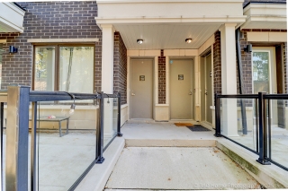 Unit 28-200 Alex Gardner Cir, Aurora, ON L4G 3G5, Canada, ,  