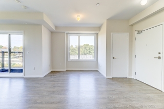Unit 28-200 Alex Gardner Cir, Aurora, ON L4G 3G5, Canada, ,  