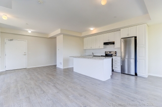 Unit 28-200 Alex Gardner Cir, Aurora, ON L4G 3G5, Canada, ,  