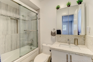 Unit 17-1292 Sherwood Mills Blvd, Mississauga, ON L5V 2G8, Canada, ,  