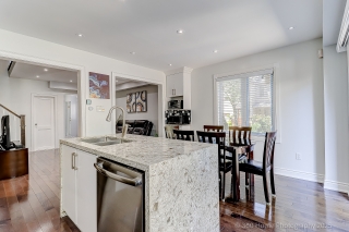 Unit 17-1292 Sherwood Mills Blvd, Mississauga, ON L5V 2G8, Canada, ,  