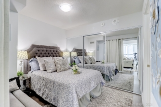 Unit 326-20 Meadowglen Pl, Scarborough, ON M1G 0A9, Canada, ,  