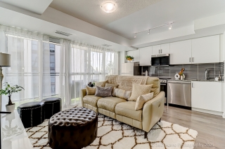 Unit 326-20 Meadowglen Pl, Scarborough, ON M1G 0A9, Canada, ,  