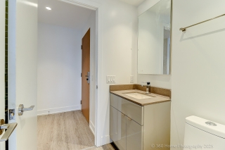 Unit 4105-7 Grenville St, Toronto, ON M4Y 0E9, Canada, ,  
