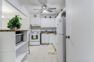 Unit 1709-60 Pavane Linkway, North York, ON M3C 1A2, Canada, ,  