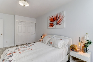 Unit 1709-60 Pavane Linkway, North York, ON M3C 1A2, Canada, ,  