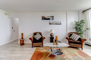 Unit 1709-60 Pavane Linkway, North York, ON M3C 1A2, Canada, ,  