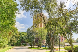 Unit 1709-60 Pavane Linkway, North York, ON M3C 1A2, Canada, ,  