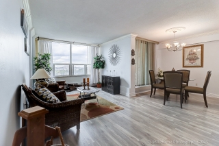 Unit 1709-60 Pavane Linkway, North York, ON M3C 1A2, Canada, ,  