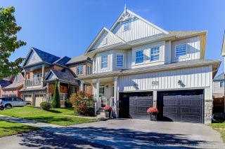 18 Northglen Blvd, Bowmanville, ON L1C 3K2, Canada, ,  