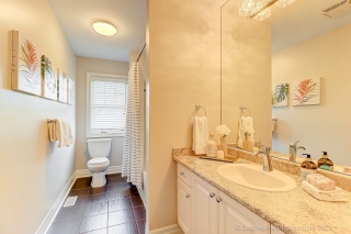 18 Northglen Blvd, Bowmanville, ON L1C 3K2, Canada, ,  