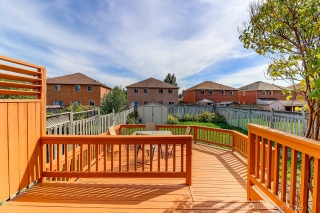 25 Trailridge Dr, Brampton, ON L6X 4M6, Canada, ,  