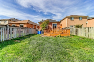 25 Trailridge Dr, Brampton, ON L6X 4M6, Canada, ,  