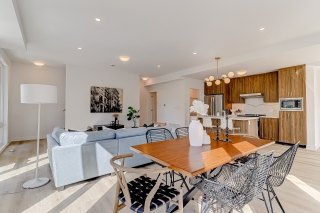 16 Bancroft Ln, Richmond Hill, ON L4E 3M2, Canada, ,  