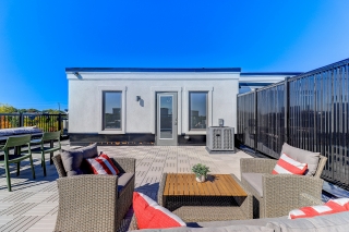 16 Bancroft Ln, Richmond Hill, ON L4E 3M2, Canada, ,  