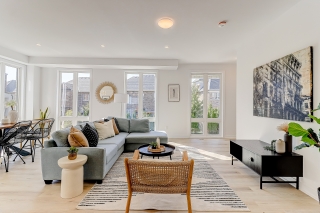 16 Bancroft Ln, Richmond Hill, ON L4E 3M2, Canada, ,  