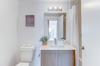 16 Bancroft Ln, Richmond Hill, ON L4E 3M2, Canada, ,  