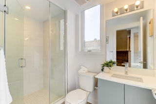 77 Jefferson Side Rd, Richmond Hill, ON L4E 1M1, Canada, ,  