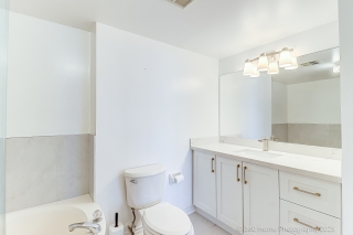 Unit 1603-7 Townsgate Dr, Vaughan, ON L4J 7Z9, Canada, ,  
