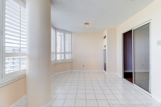 Unit 1603-7 Townsgate Dr, Vaughan, ON L4J 7Z9, Canada, ,  