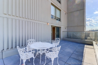 Unit 1603-7 Townsgate Dr, Vaughan, ON L4J 7Z9, Canada, ,  
