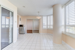 Unit 1603-7 Townsgate Dr, Vaughan, ON L4J 7Z9, Canada, ,  