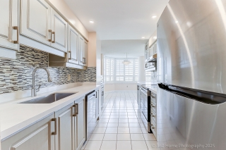 Unit 1603-7 Townsgate Dr, Vaughan, ON L4J 7Z9, Canada, ,  