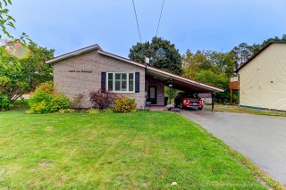 2263 25th Side Rd, Innisfil Beach, ON L9S 2C5, Canada, ,  